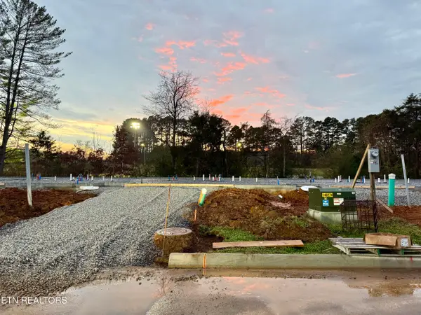 7321 Woodpecker Way #27, Knoxville, TN 37921