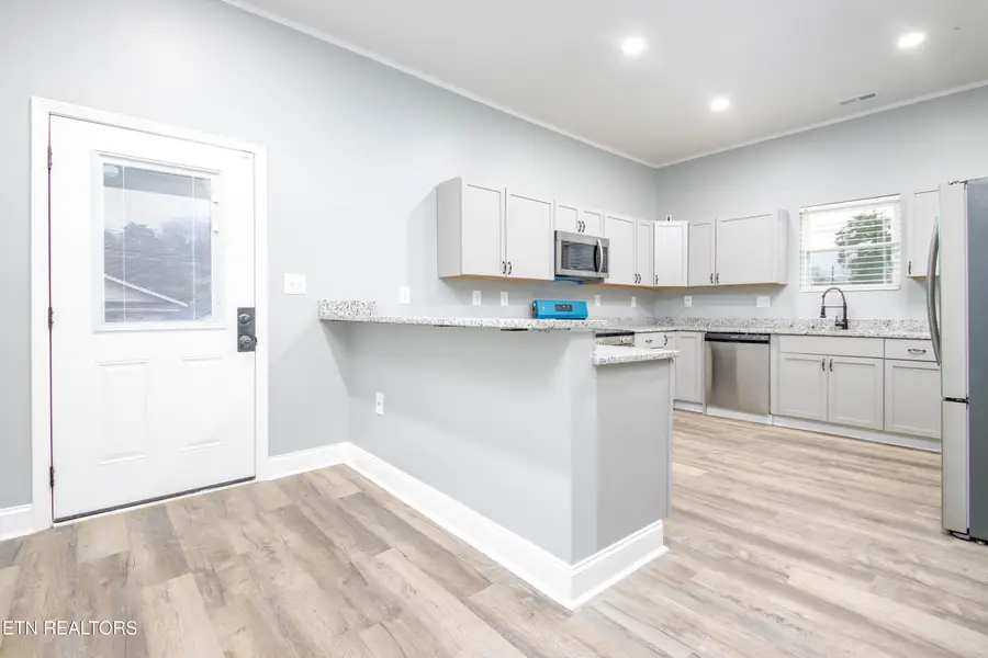 224 E Quincy Ave, Knoxville, TN 37917 - Image #3