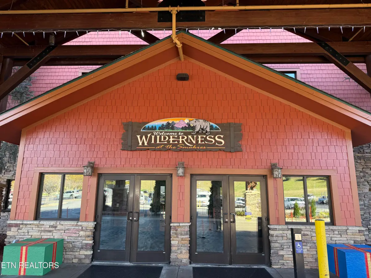 1424 Old Knoxville 13067/ 13079 Hwy, Sevierville, TN 37876 - Image #1