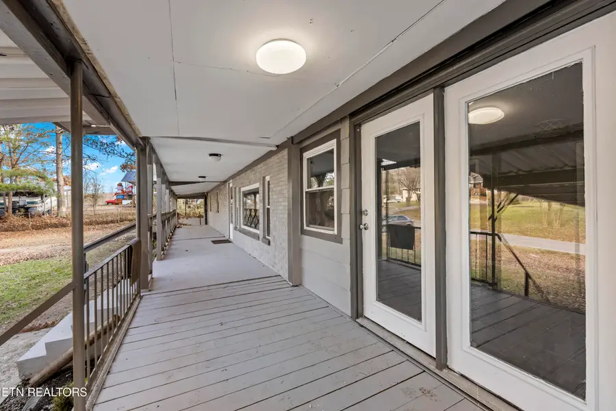 1037 Foust Carney Rd, Powell, TN 37849 - Image #2