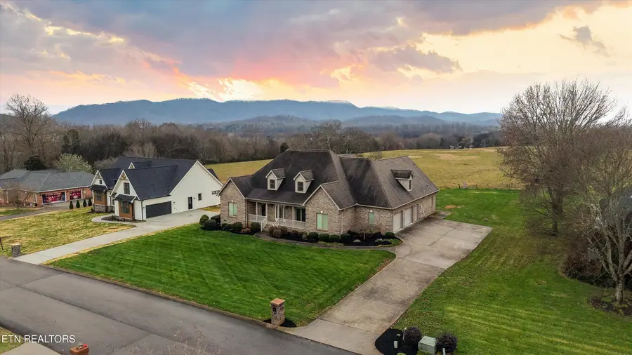 2570 Creekstone Circle, Maryville, TN 37804 - Image #2