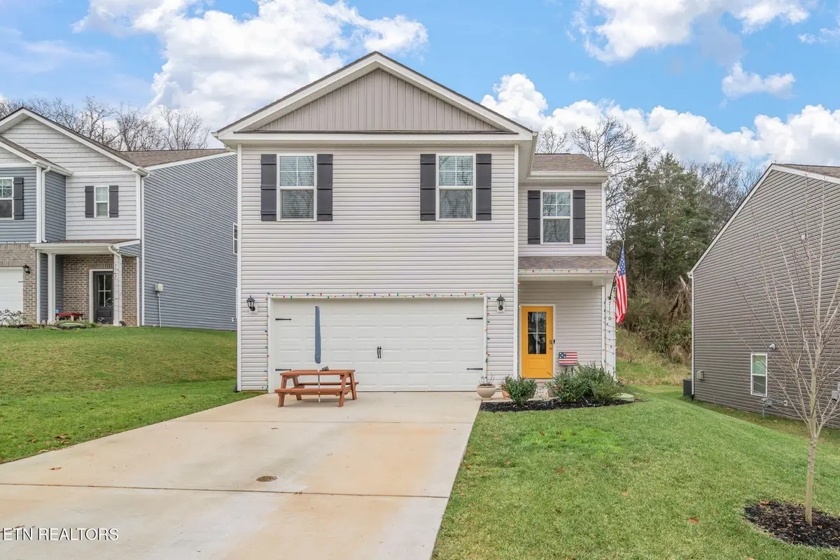 7116 Dusty Rose Lane, Knoxville, TN 37921 - Image #1