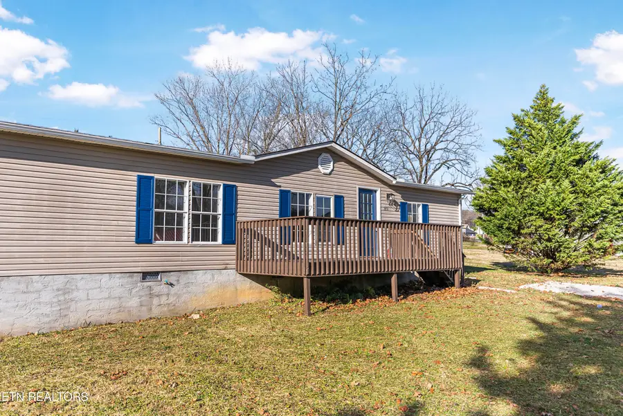 806 Reynolds Ave, Clinton, TN 37716 - Image #3