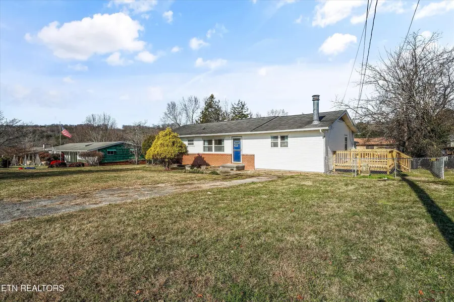 4317 Roaming Drive, Knoxville, TN 37912 - Image #2