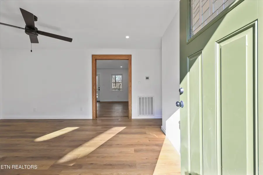 2737 Washington Pike, Knoxville, TN 37917 - Image #2