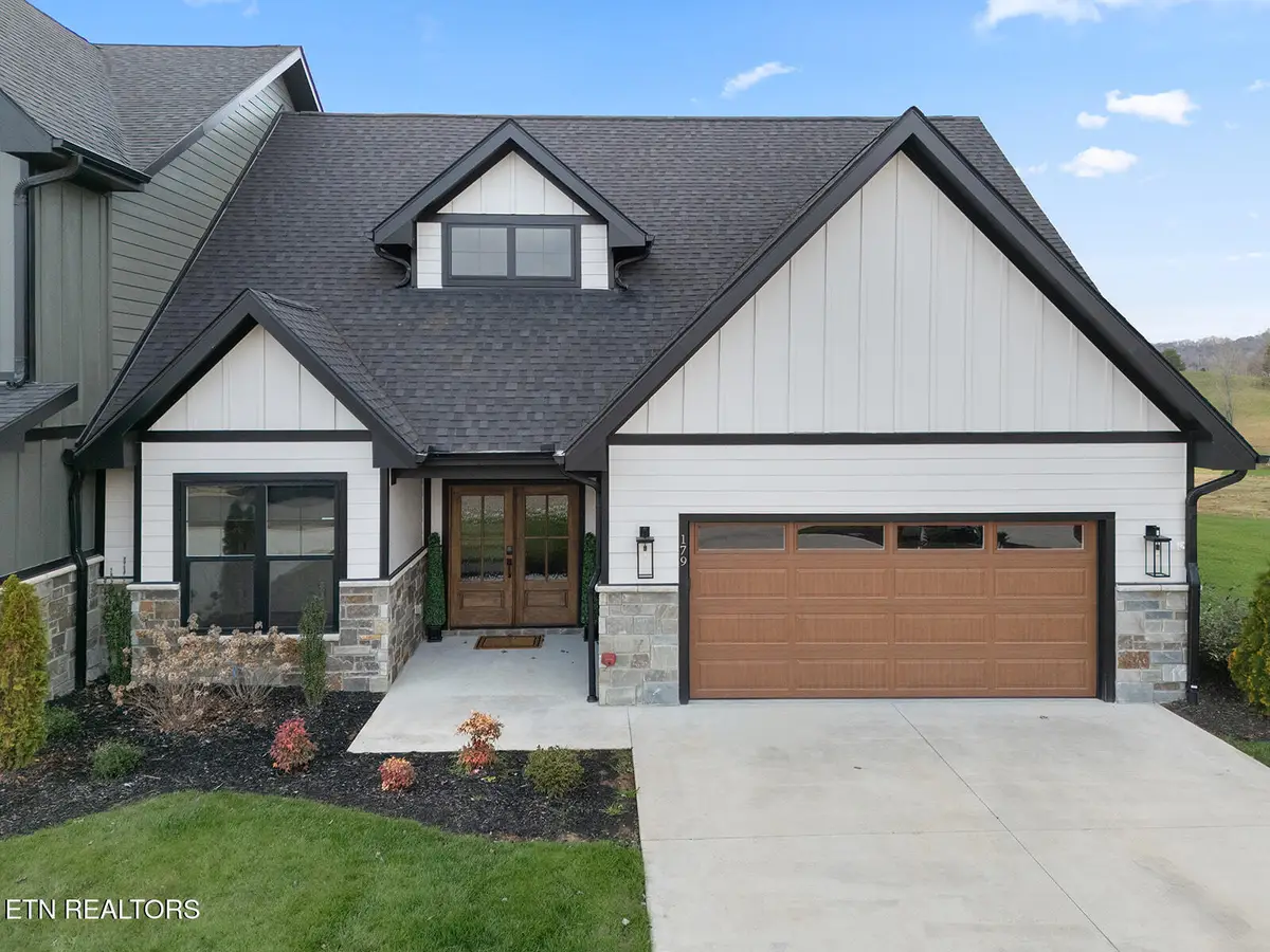 179 Island Circle, Loudon, TN 37774 - Image #1