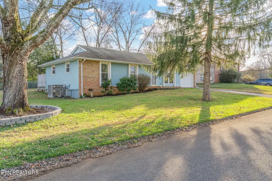 1052 Brantley Drive, Knoxville, TN 37923 - Image #3