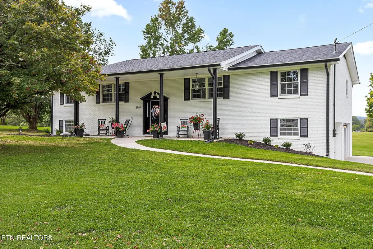 9422 Johnson Rd, Strawberry Plains, TN 37871 - Image #1