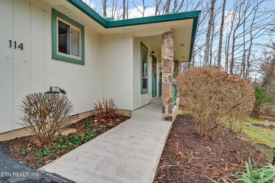 114 Lakeshire Drive, Crossville, TN 38558 - Image #2