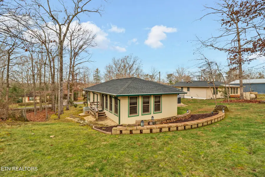 114 Lakeshire Drive, Crossville, TN 38558 - Image #3