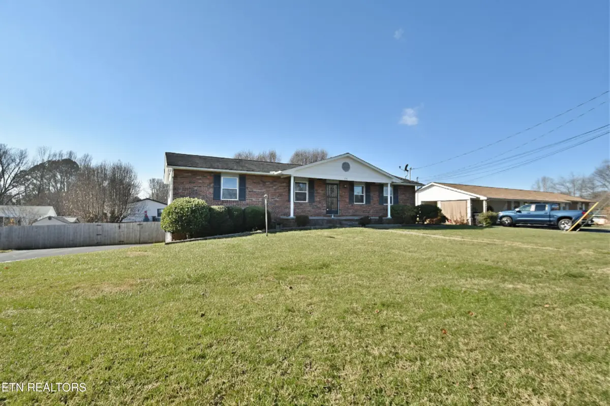 729 Owl Hollow Rd, Knoxville, TN 37923 - Image #1