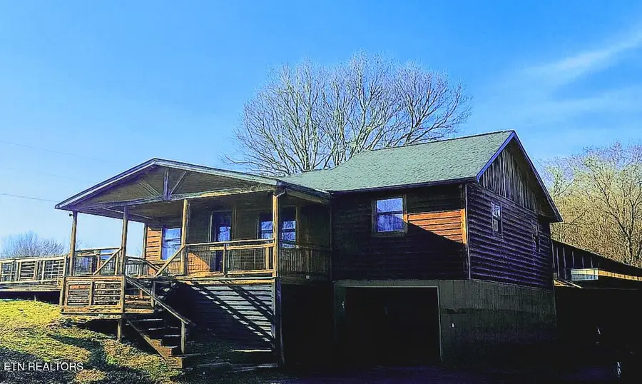 893 Brushy Valley Rd, Heiskell, TN 37754 - Image #2