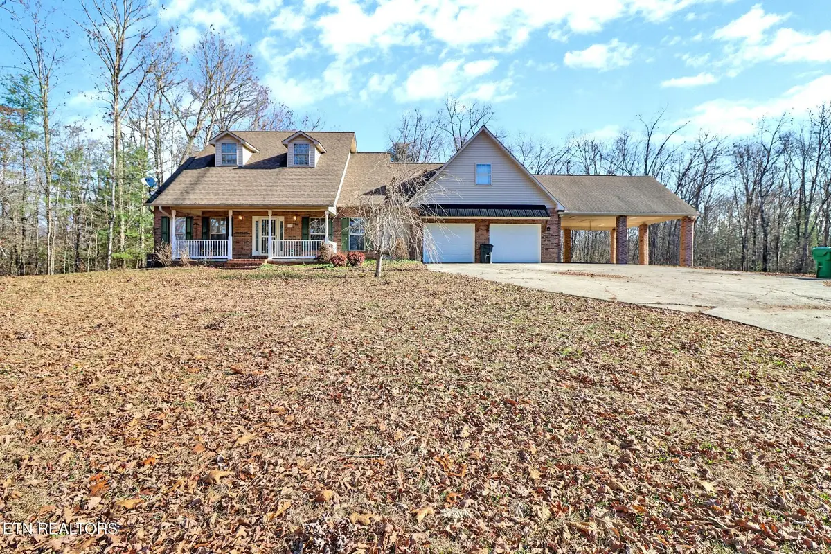 233 Redmon Rd, Wartburg, TN 37887 - Image #1