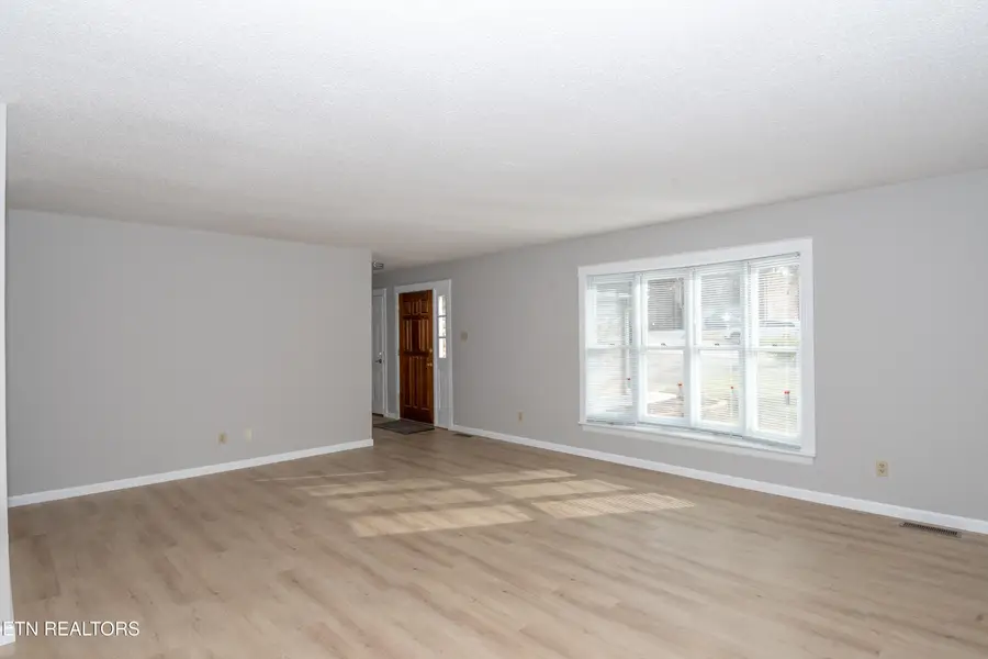 1421 Cedar Park Drive, Maryville, TN 37803 - Image #3