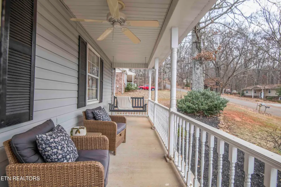 226 Van Stowe Rd, Harriman, TN 37748 - Image #3