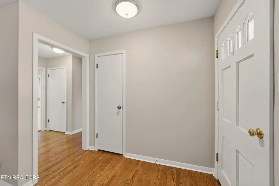 104 Case Lane, Oak Ridge, TN 37830 - Image #2