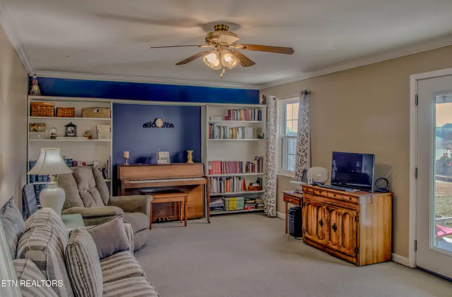 500 Allison Town Rd, Philadelphia, TN 37846 - Image #3