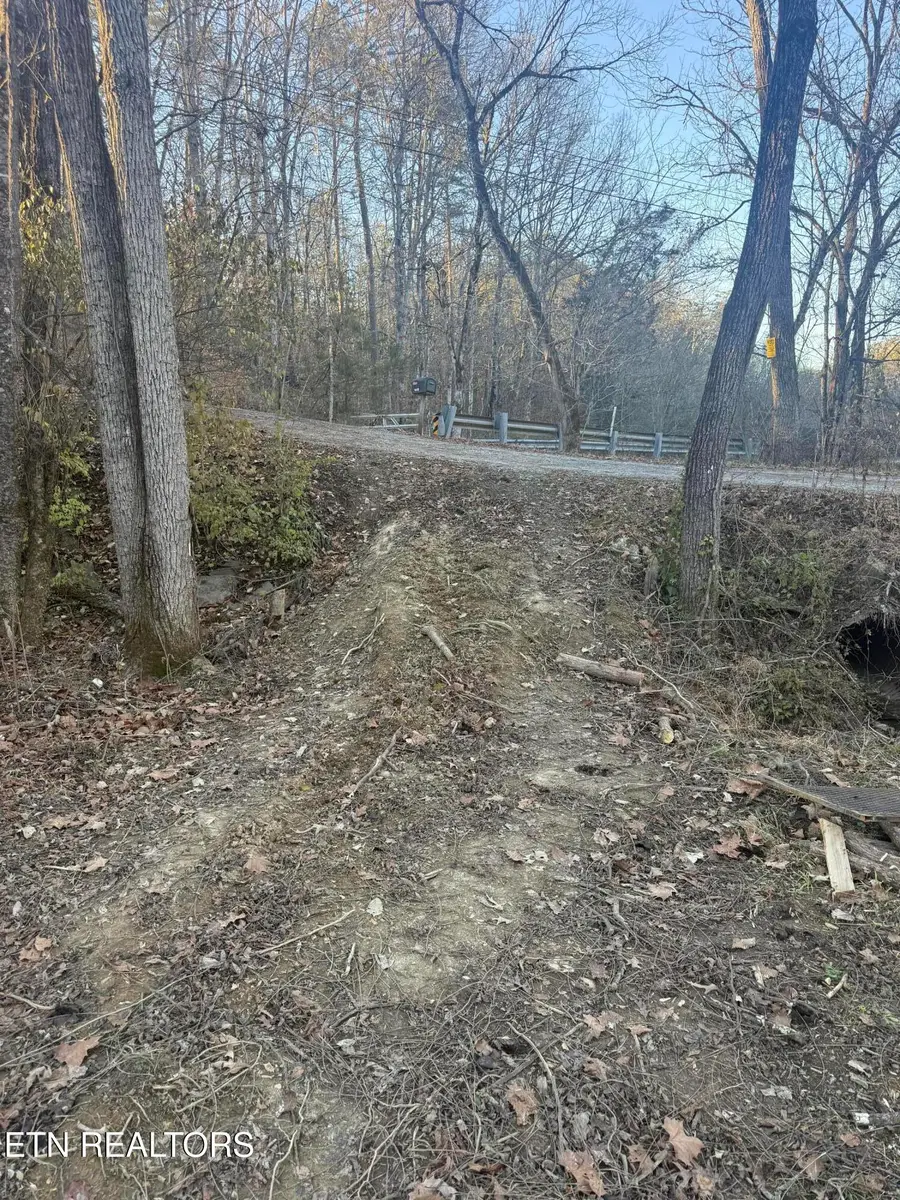 2420 Midway Rd, Knoxville, TN 37914 - Image #2