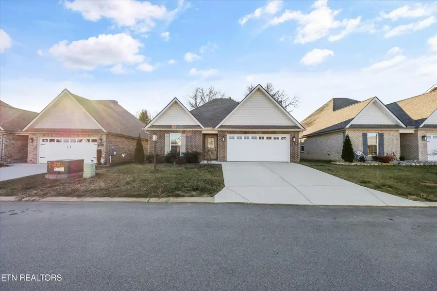 258 Sand Hills Drive, Maryville, TN 37801 - Image #2