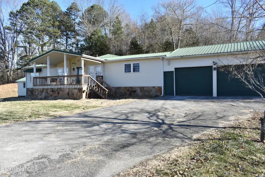 283 Hunley Rd, Speedwell, TN 37870 - Image #2