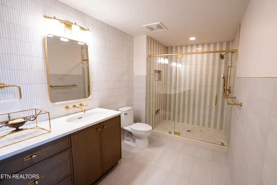 122 Stadium Way Ave #516, Knoxville, TN 37915 - Image #2