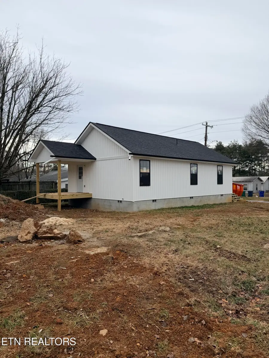 734 Seymour St, Morristown, TN 37813 - Image #2