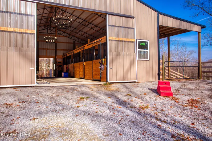 250 Briar Point Rd, Jamestown, TN 38556 - Image #3