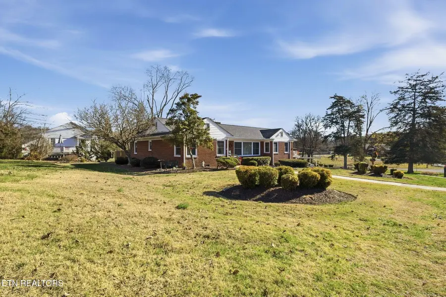 400 Eagle Bend Lane, Clinton, TN 37716 - Image #2
