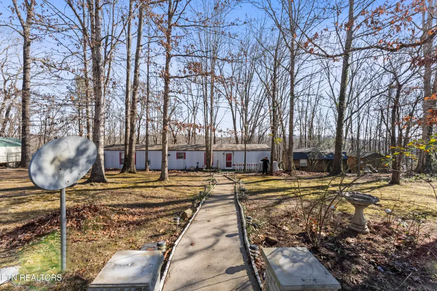 1305 Grievers Chapel Rd, Rockwood, TN 37854 - Image #2