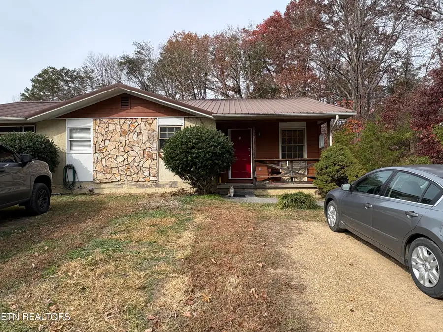 410 Loraine St, Pigeon Forge, TN 37863 - #3