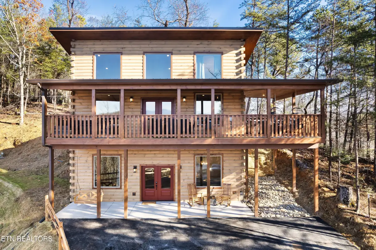 991 King Branch Rd Rd, Sevierville, TN 37876 - Image #1