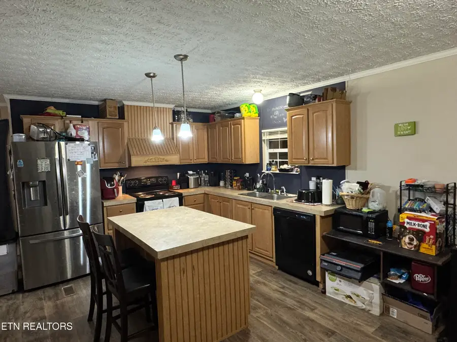 306 Honeycutt Rd, Oneida, TN 37841 - #2