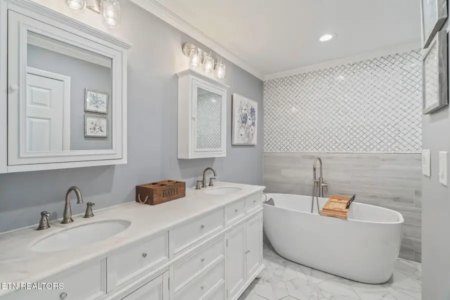 744 Butler Drive, Loudon, TN 37774 - Image #3