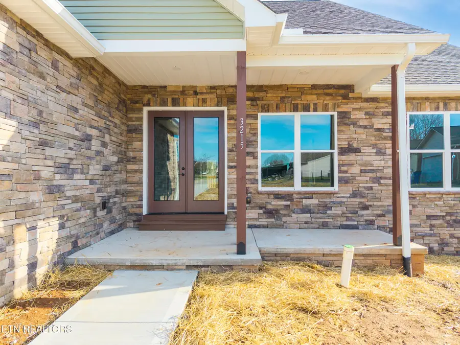3215 Harrington Court, Maryville, TN 37803 - Image #3