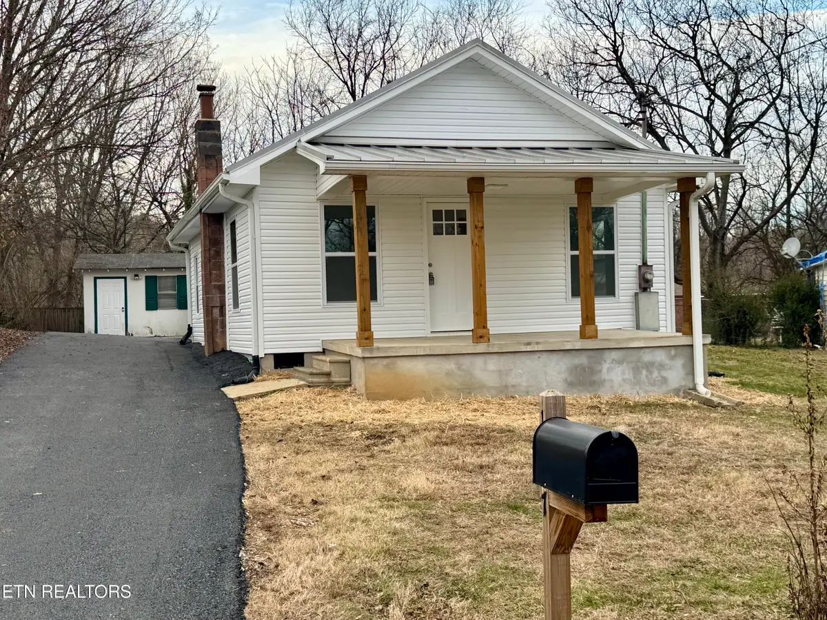 1607 Berry Rd, Knoxville, TN 37920 - Image #1