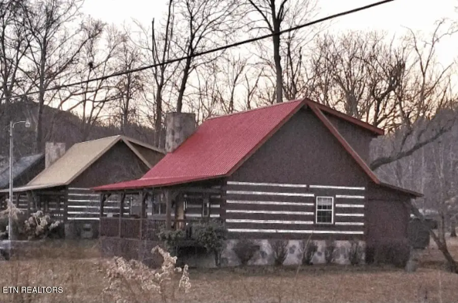 2741-2743 Cosby Hwy, Cosby, TN 37722 - #2