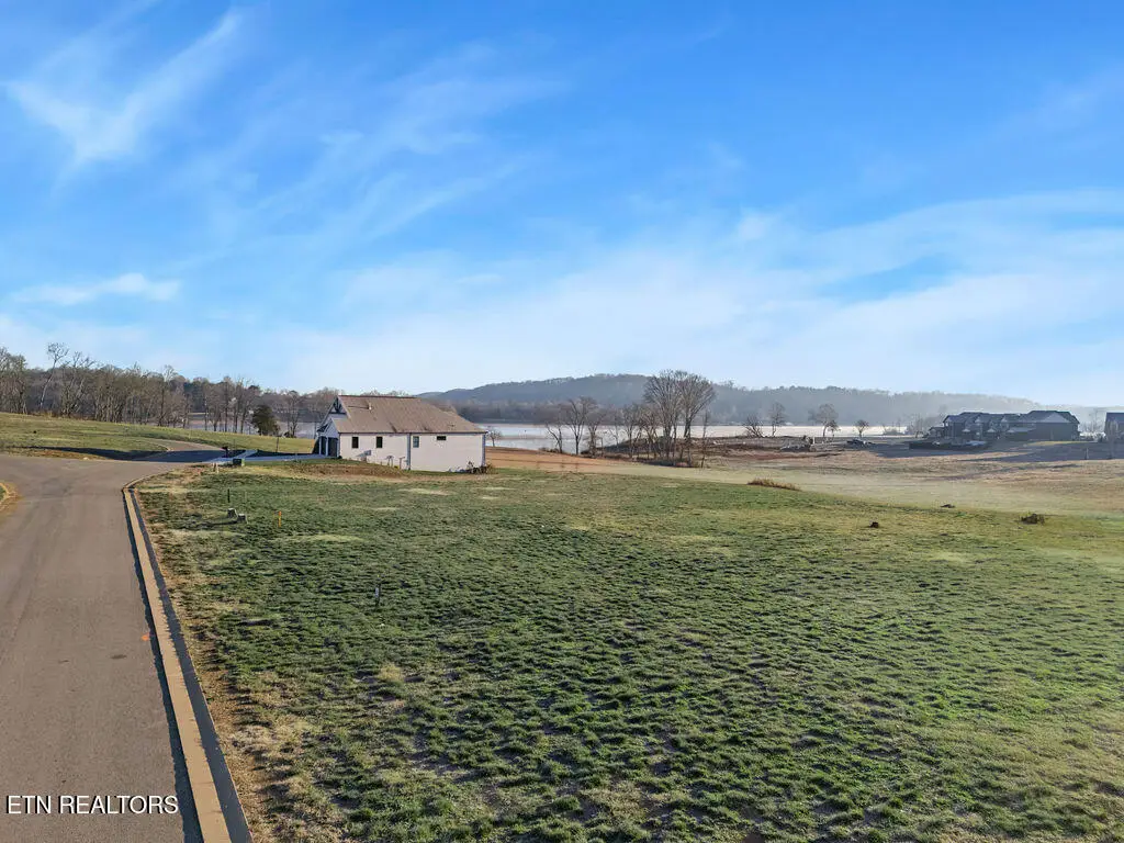 5220 Old Club Rd, Loudon, TN 37774 - Image #1