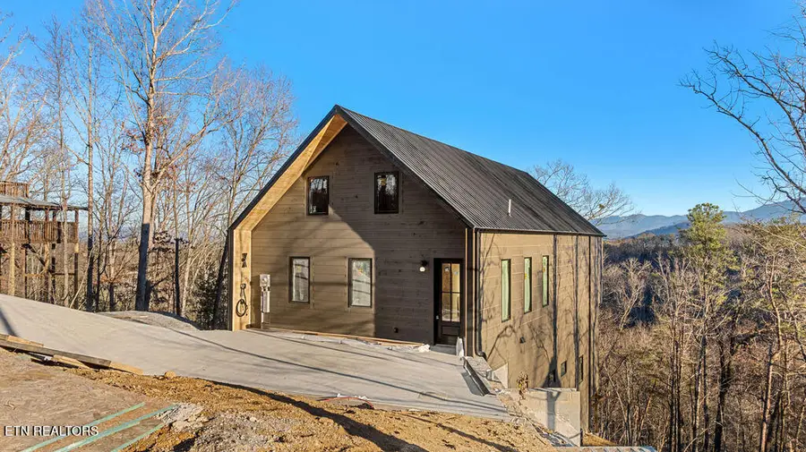 1863 Bluff Ridge Rd, Sevierville, TN 37876 - Image #3