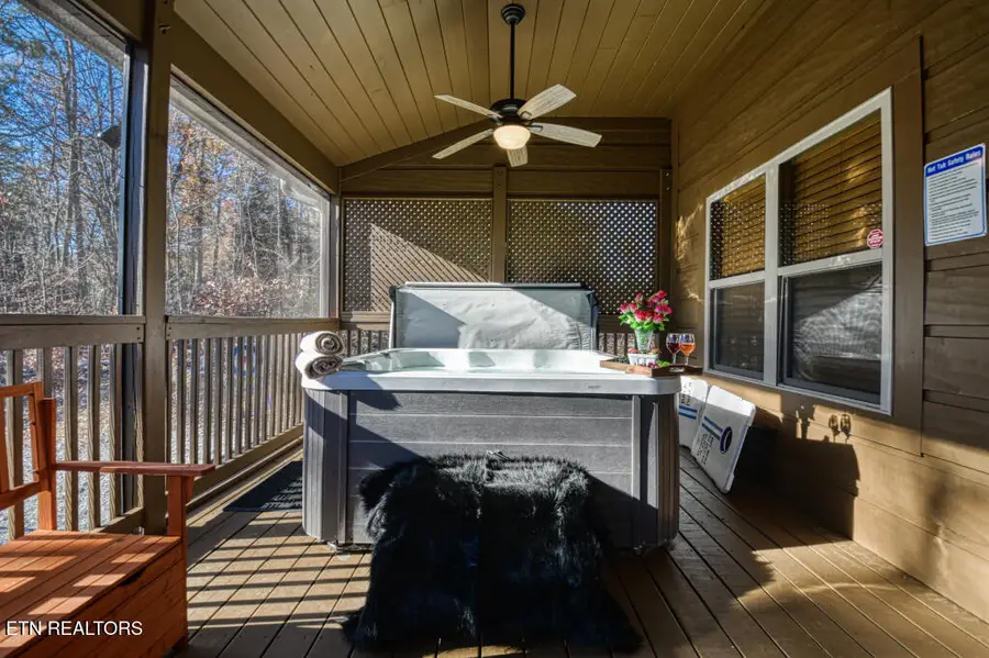 1607 Ridgecrest Drive, Sevierville, TN 37876 - Image #3