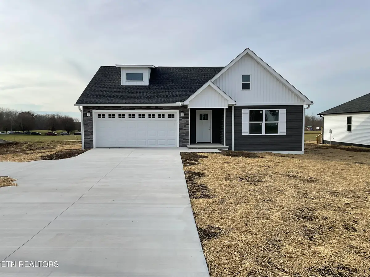 1293 Cook Rd, Crossville, TN 38555 - Image #1