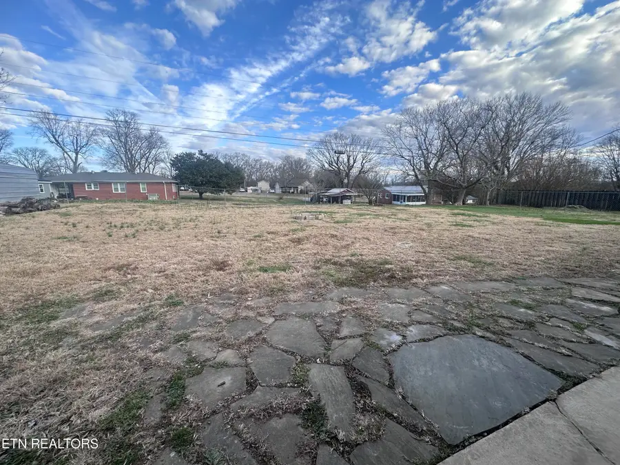 149 Central Circle, Sparta, TN 38583 - Image #2