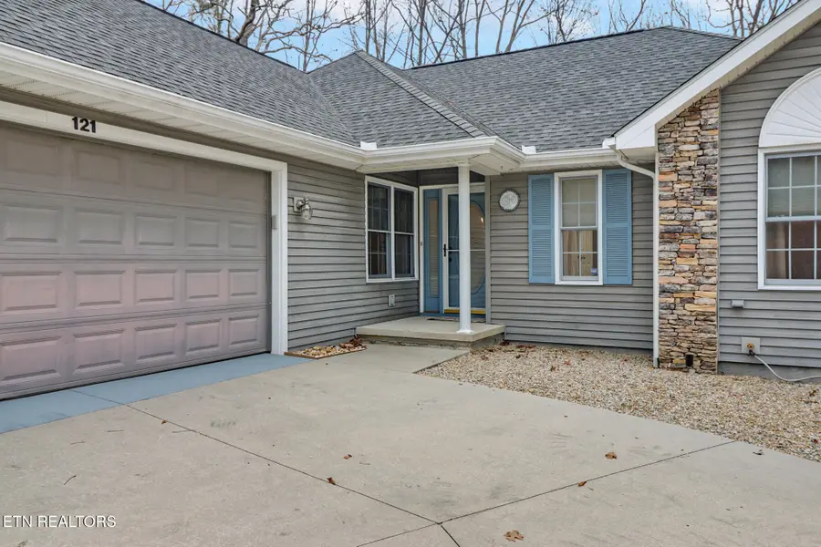 121 St George Drive, Crossville, TN 38558 - Image #3