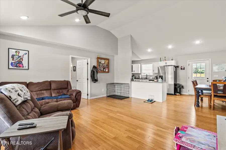 2190 Sullivan Knowles Road, Sparta, TN 38583 - Image #2