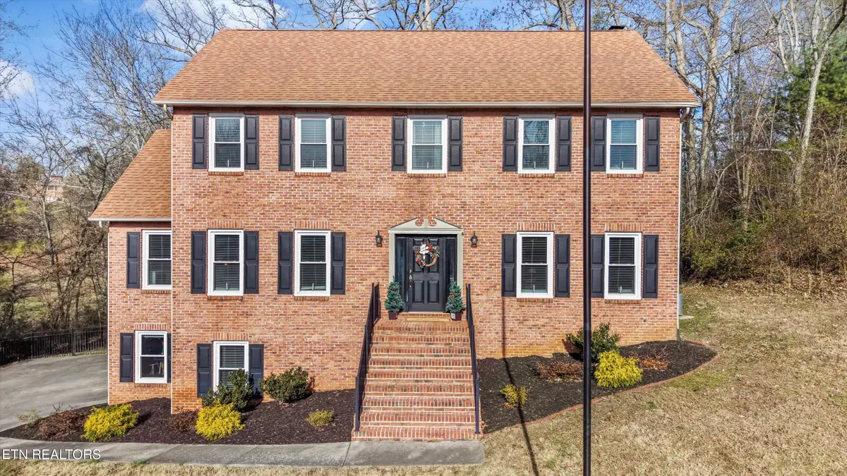 704 Knights Bridge Rd, Maryville, TN 37803 - #1