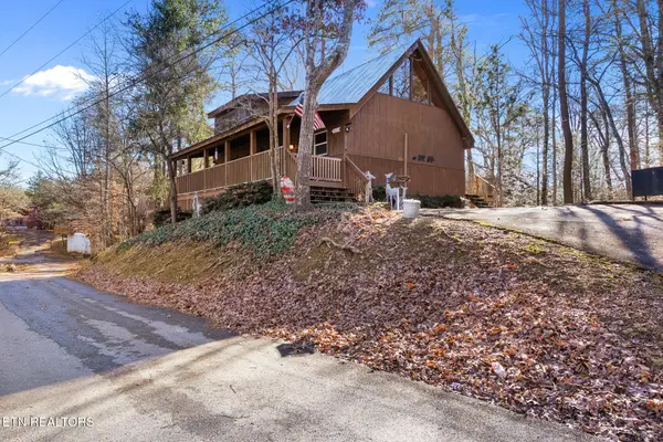 1518 Ridgecrest Drive, Sevierville, TN 37876