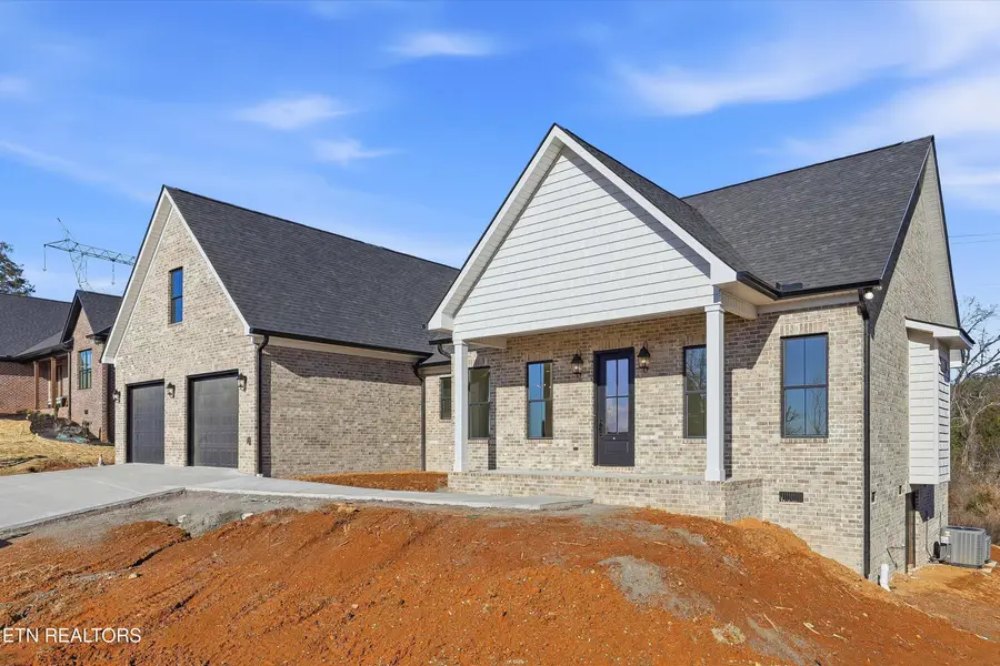4619 Alan Springs Lane, Knoxville, TN 37938 - Image #2