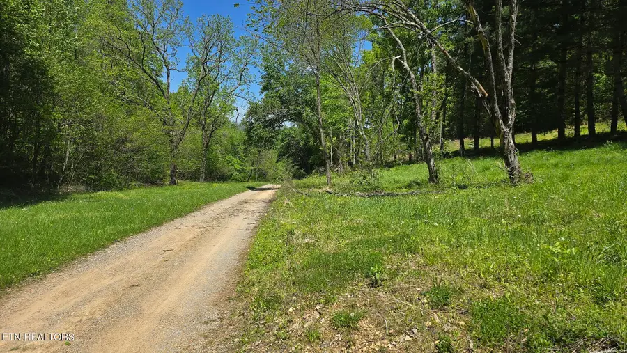 Dooley Hollow Rd, Ewing, VA 24248 - Image #2