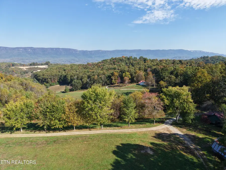 Dooley Hollow Rd, Ewing, VA 24248 - Image #3
