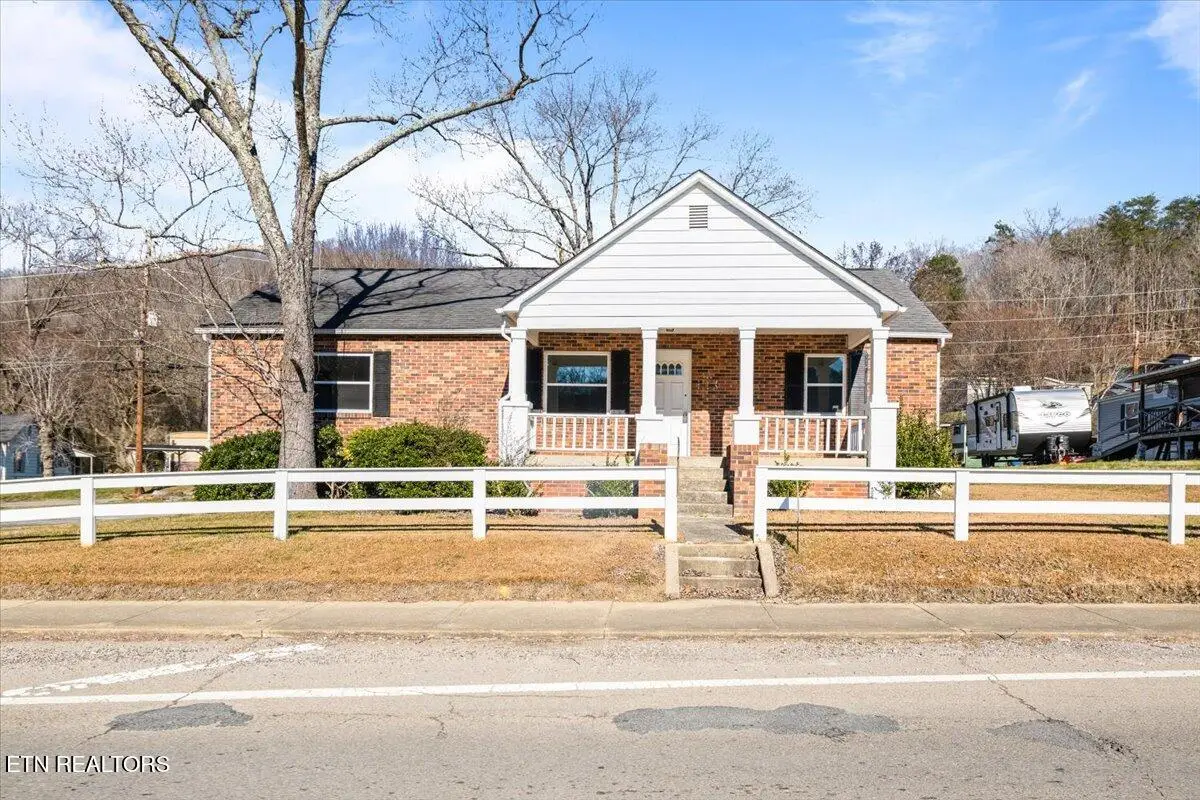 1171 5th St, Jellico, TN 37762 - #1
