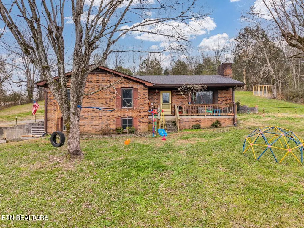 90 Harris Hollow Rd, Pleasant Shade, TN 37145 - Image #1